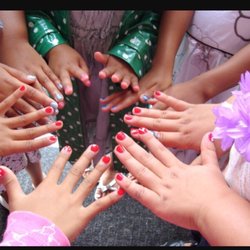 Memorable Mobile Parties - Every little girl deserves to get pampered on their special day!