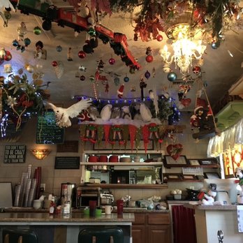 Evergreen Cafe - American Near Me - Wrightwood, California Evergreen Cafe - American Near Me - Wrightwood, California