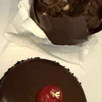 Pompadour - Beverly Hills - Patisserie/Cake Shop Near Me - Beverly Hills, California Pompadour - Beverly Hills - Patisserie/Cake Shop Near Me - Beverly Hills, California