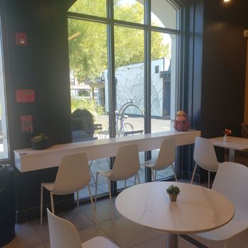 Wushiland Boba - Inside seats - Bubble Tea Near Me - Sacramento, California Wushiland Boba - Inside seats - Bubble Tea Near Me - Sacramento, California