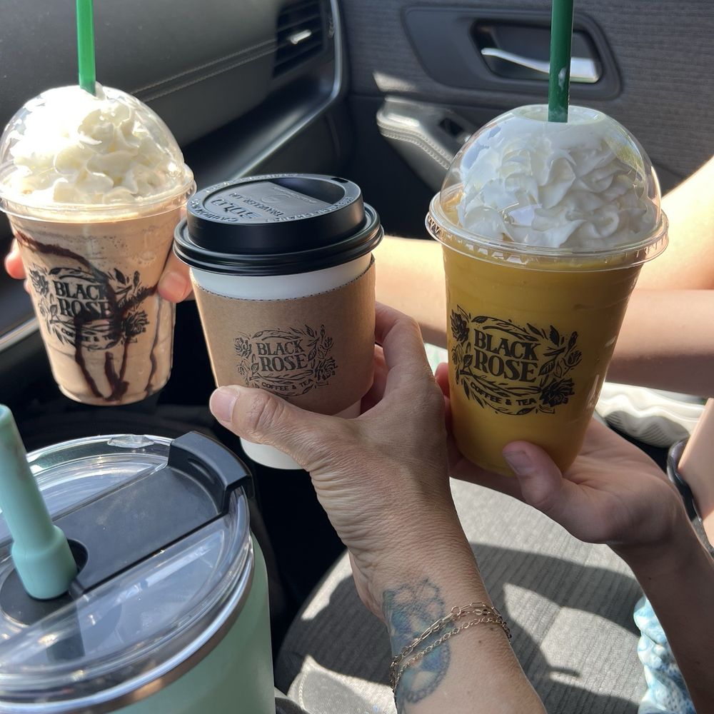 Pistachio latte, mint mocha, mango smoothie