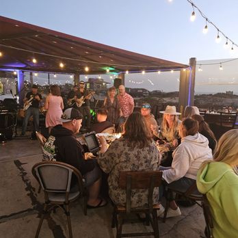Fin's Seafood Restaurant - Outside, live music - Seafood Near Me - Grover Beach, California Fin's Seafood Restaurant - Outside, live music - Seafood Near Me - Grover Beach, California