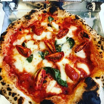 Noto - Margherita pizza - Pizza Near Me - St. Peters, Missouri Noto - Margherita pizza - Pizza Near Me - St. Peters, Missouri