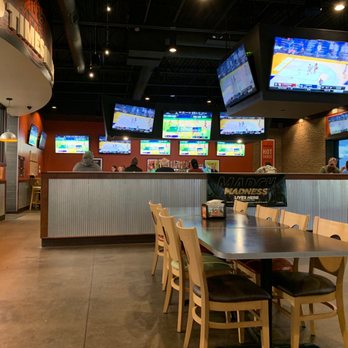 Wings and Rings - Main seating area - New American Near Me - Union, Kentucky