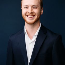 Still and Wild - Young Professional Topeka Headshot