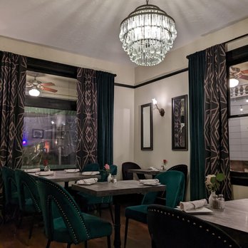 Bella Saratoga - Interior - Italian Near Me - Saratoga, California