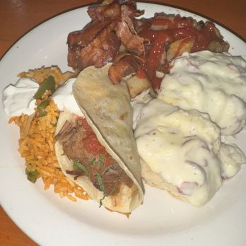 Picantillo - Brunch buffet - New American Near Me - Pasadena, Maryland Picantillo - Brunch buffet - New American Near Me - Pasadena, Maryland