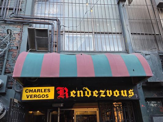 Charlie Vergos' Rendezvous by null