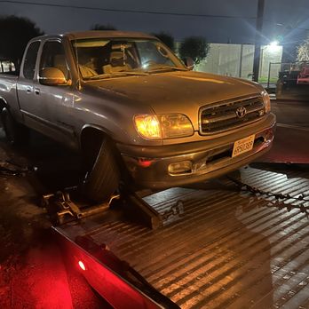 Father And Son Towing - Accident calls - Towing Near Me - Garden Grove, California Father And Son Towing - Accident calls - Towing Near Me - Garden Grove, California