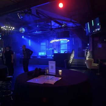 Gaslamp - Stage and dance floor - Bars Near Me - Long Beach, California
