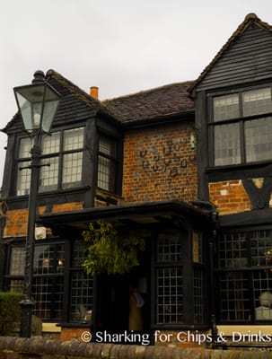 The Royal Standard of England by null