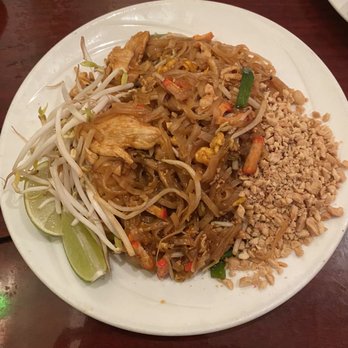Thai Inter - Pad Thai with chicken - also extremely sweet - Thai Near Me - California, Maryland