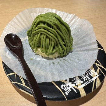 Waka Sakura - Conveyor Belt Sushi Near Me - Gardena, California