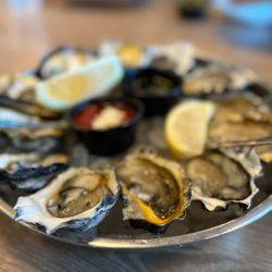 Surfside Fish House - Hollywood Oysters