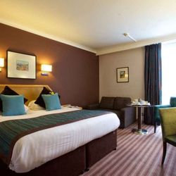 The Stourport Manor-Menzies - Family Guest Room