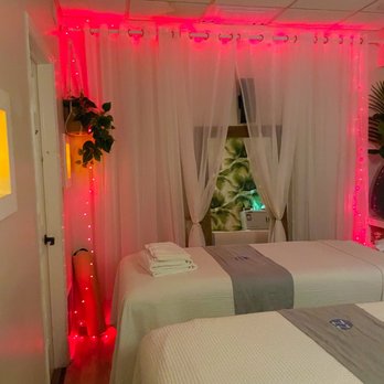 ZZ Day Spa - Massage room - Waxing Near Me - New York, New York ZZ Day Spa - Massage room - Waxing Near Me - New York, New York