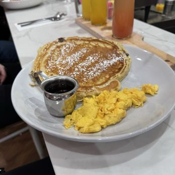 Pink Willow Cafe - Whimsy Pancake with scrambled eggs - Breakfast & Brunch Near Me - Cottleville, Missouri