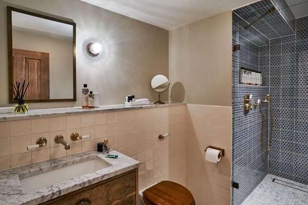 Redchurch Townhouse by null