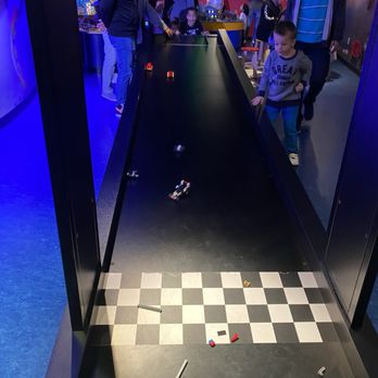 Lego Discovery Center - Make your own Lego car and race - Toy Stores Near Me - East Rutherford, New Jersey Lego Discovery Center - Make your own Lego car and race - Toy Stores Near Me - East Rutherford, New Jersey