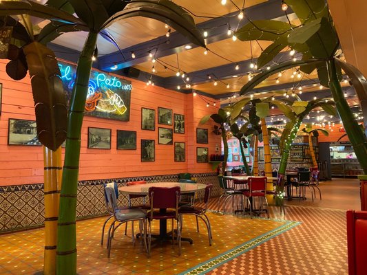 Chuy's by null