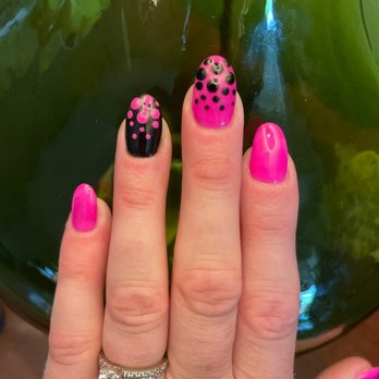 Grand Nail Salon - The dipping powder goes to my cuticle she cleaned underneath the nail. - Nail Salons Near Me - Rowlett, Texas