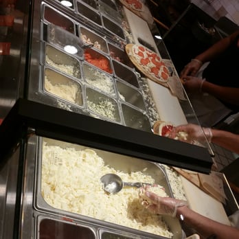 Blaze Pizza - So we stopped in to try the new pizza joint.... not bad, will have to come back to try other combos - Salad Near Me - Palm Desert, California