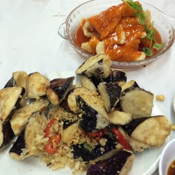 華記飯店 - Coffee & Tea Near Me - Hong Kong, HK