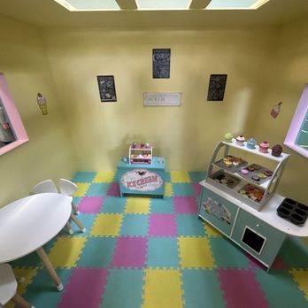 Jennie's Playhouse - Ice cream parlor - Indoor Playcenter Near Me - Grand Junction, Colorado Jennie's Playhouse - Ice cream parlor - Indoor Playcenter Near Me - Grand Junction, Colorado