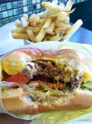 BUD’S BURGERS - 372 Photos & 938 Reviews - 3849 Sonoma Blvd, Vallejo