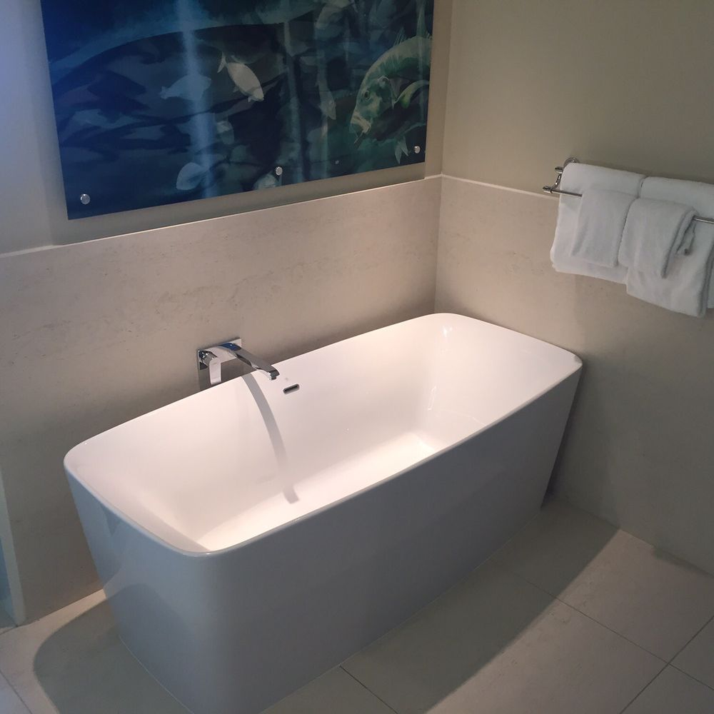 Sandbar - Opal Sands - Beautiful tub in suite - Resorts Near Me - Clearwater Beach, Florida Sandbar - Opal Sands - Beautiful tub in suite - Resorts Near Me - Clearwater Beach, Florida