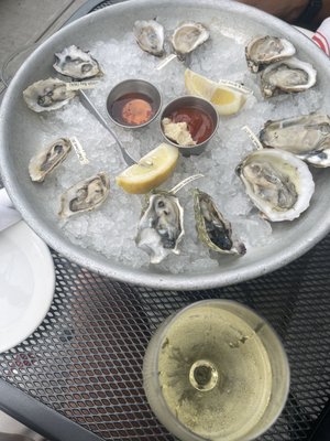 Ruby's Oyster Bar & Bistro by null
