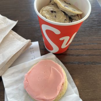 Swig - Cold undercooked cookies - Beverage Store Near Me - Clermont, Florida Swig - Cold undercooked cookies - Beverage Store Near Me - Clermont, Florida