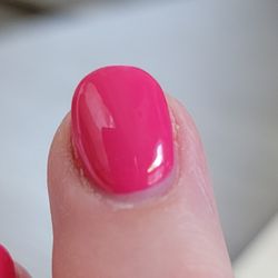Envy Nail Spa - Another brand new nail that looks grown out and needing a refill already.