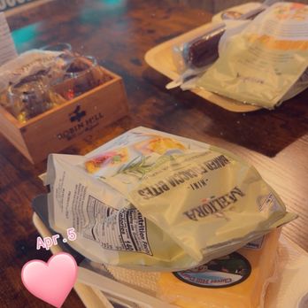 Robin Hill Farm and Vineyard - Wine Focaccia Chips Cheese Meat Oyster Crackers - Venues & Event Spaces Near Me - Brandywine, Maryland