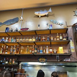 Pollos y Mariscos El Guero