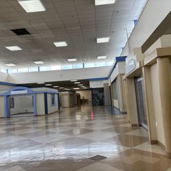 Belvidere Mall - Inside