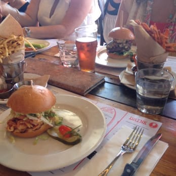 Simmzy's Restaurant Long Beach - Pulled BBQ Chicken Sandwich & Bacon Blue Burger - Gastropubs Near Me - Long Beach, California Simmzy's Restaurant Long Beach - Pulled BBQ Chicken Sandwich & Bacon Blue Burger - Gastropubs Near Me - Long Beach, California