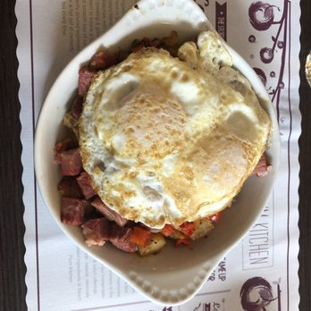 Beach Plum Kitchen - Corn beef hash - New American Near Me - Carlsbad, California Beach Plum Kitchen - Corn beef hash - New American Near Me - Carlsbad, California