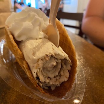Rolled Cold Creamery - Waffle taco - Ice Cream & Frozen Yogurt Near Me - Lancaster, Pennsylvania