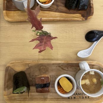 Hanamizuki Cafe - Rice Ball Combo - Cafes Near Me - New York, New York