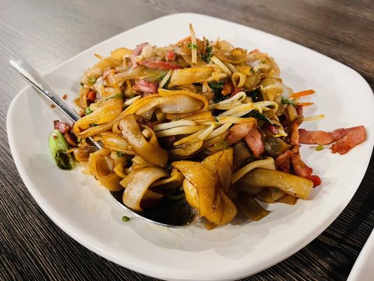 J’S Chinese Cuisine by null