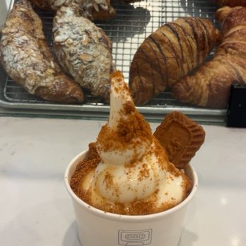 Cassetta - biscoff soft serve - Coffee & Tea Near Me - Beverly Hills, California Cassetta - biscoff soft serve - Coffee & Tea Near Me - Beverly Hills, California