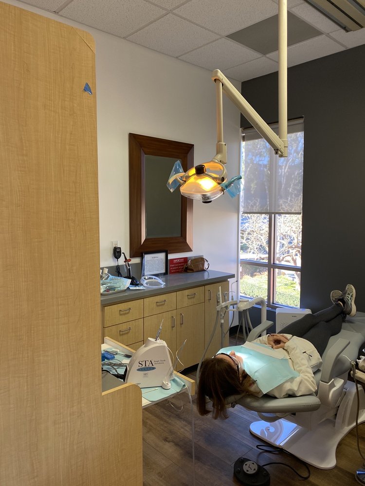 RODERICK LAGUNDA, DDS Updated September 2024 14 Photos & 44 Reviews