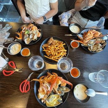 Supreme Crab - Seafood Near Me - Redwood City, California Supreme Crab - Seafood Near Me - Redwood City, California
