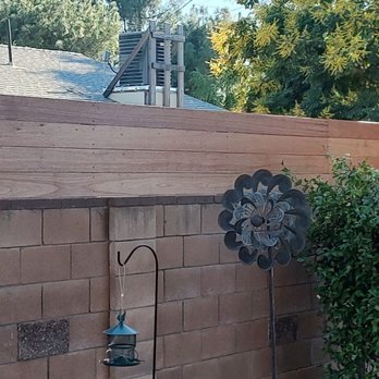 TH Gates & Fences - 1x6 Borneo Mahogany with Penofin oil finish. - Fences & Gates Near Me - Los Angeles, California TH Gates & Fences - 1x6 Borneo Mahogany with Penofin oil finish. - Fences & Gates Near Me - Los Angeles, California
