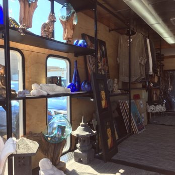 Red - We are on the move with unique accessories and home decor from locations around the world - Accessories Near Me