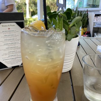 Lake Park Diner - New American Near Me - Naples, Florida