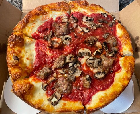 George's Deep Dish by null