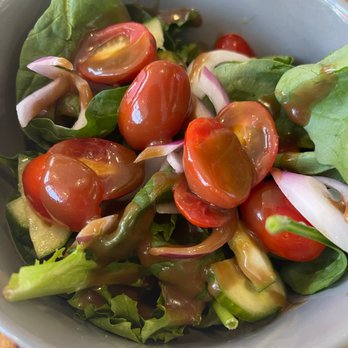 Libro at Laurelwood - Salad - Bars Near Me - Memphis, Tennessee