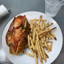 Lobster roll
